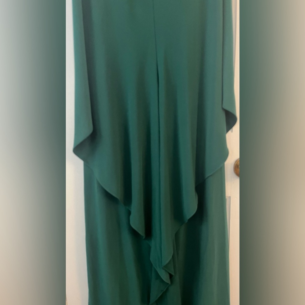 SCARLETT Elegant MattexJersey Dark Green Formal Gown With Back Overlay. Size: 16 - Picture 12 of 12